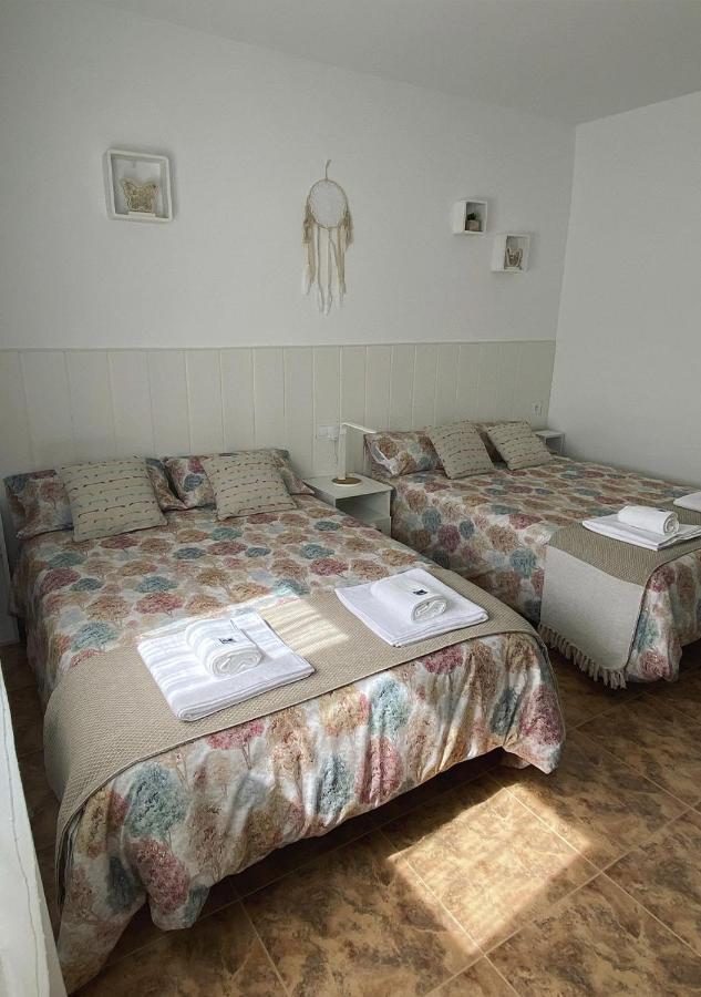 Casa Con Piscina, Alarilla Holiday home Fuentiduena de Tajo